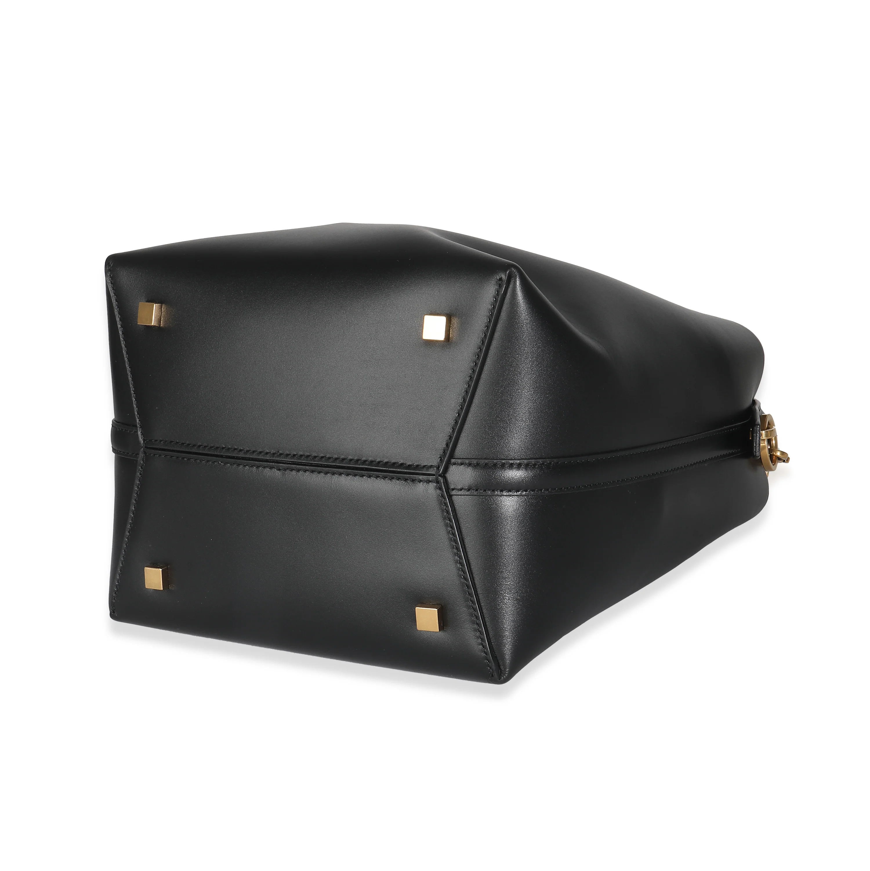 Black Smooth Leather Le 37 Bucket Bag - Image 6