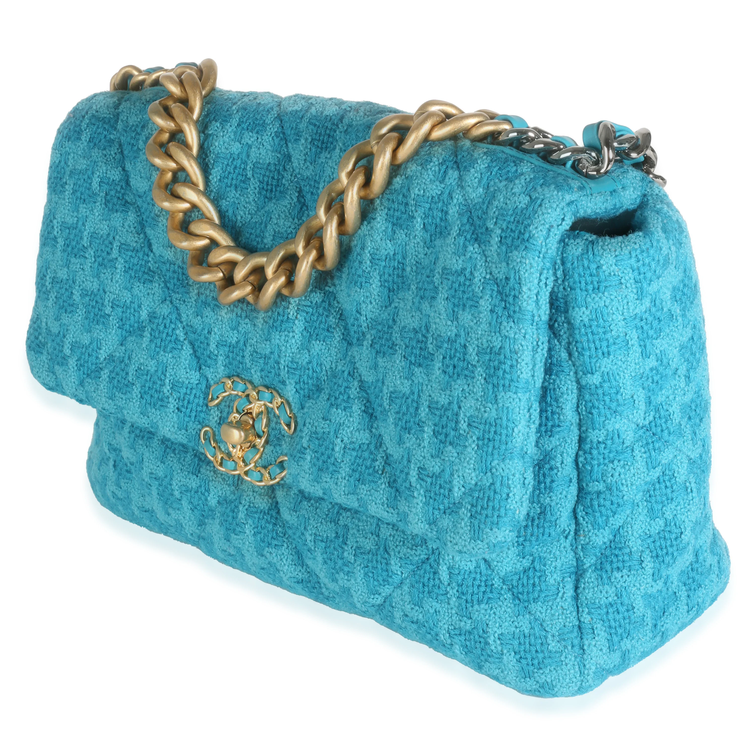 Blue Tweed Large Chanel 19 Flap Bag - Image 2