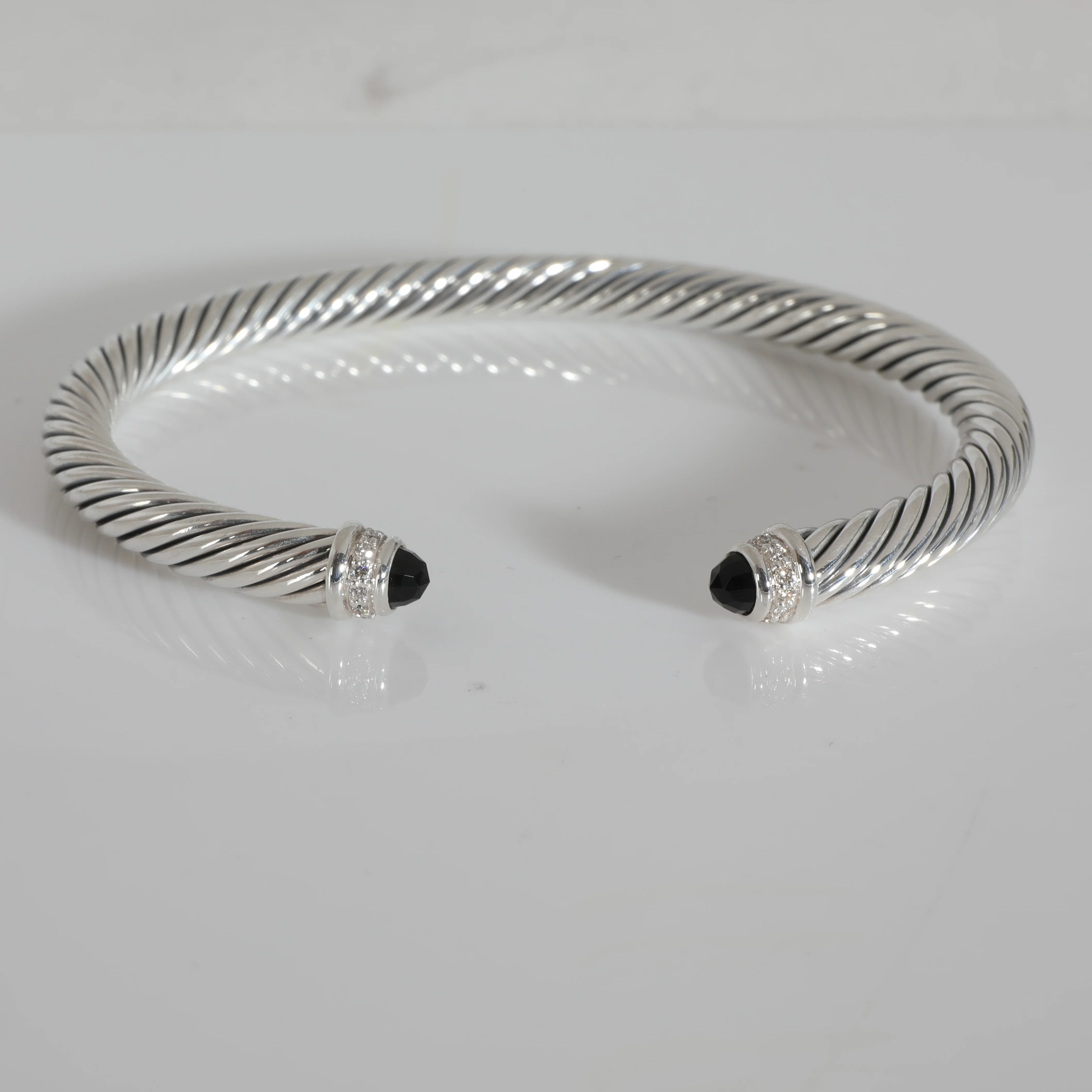 Onyx Bracelet in Sterling Silver 0.07 CTW
