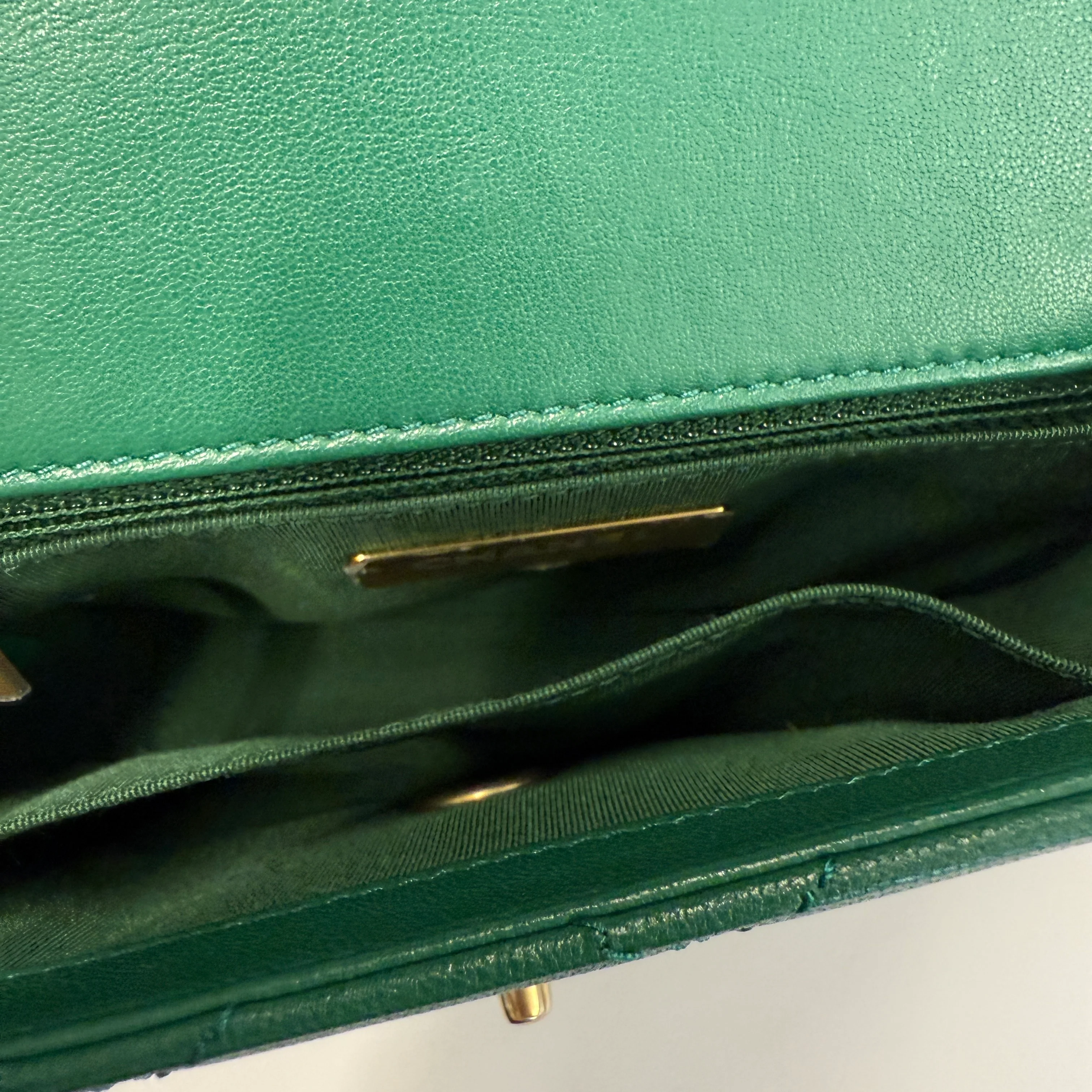 Dark Green Quilted Lambskin Chain Infinity Waist Bag - Image 8