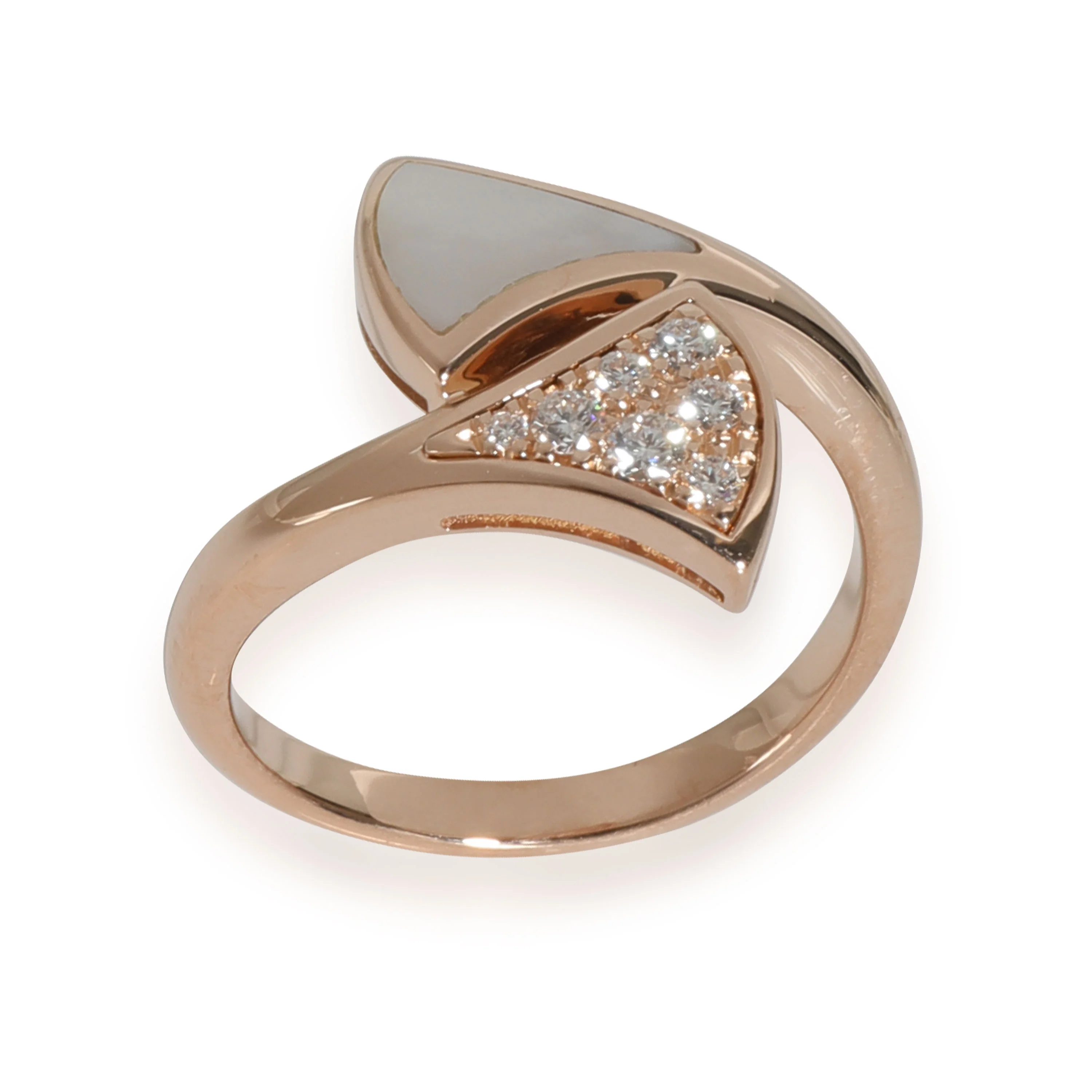 Divas Dream Mother Of Pearl Ring in 18k Yellow Gold 0.08 CTW - Image 5