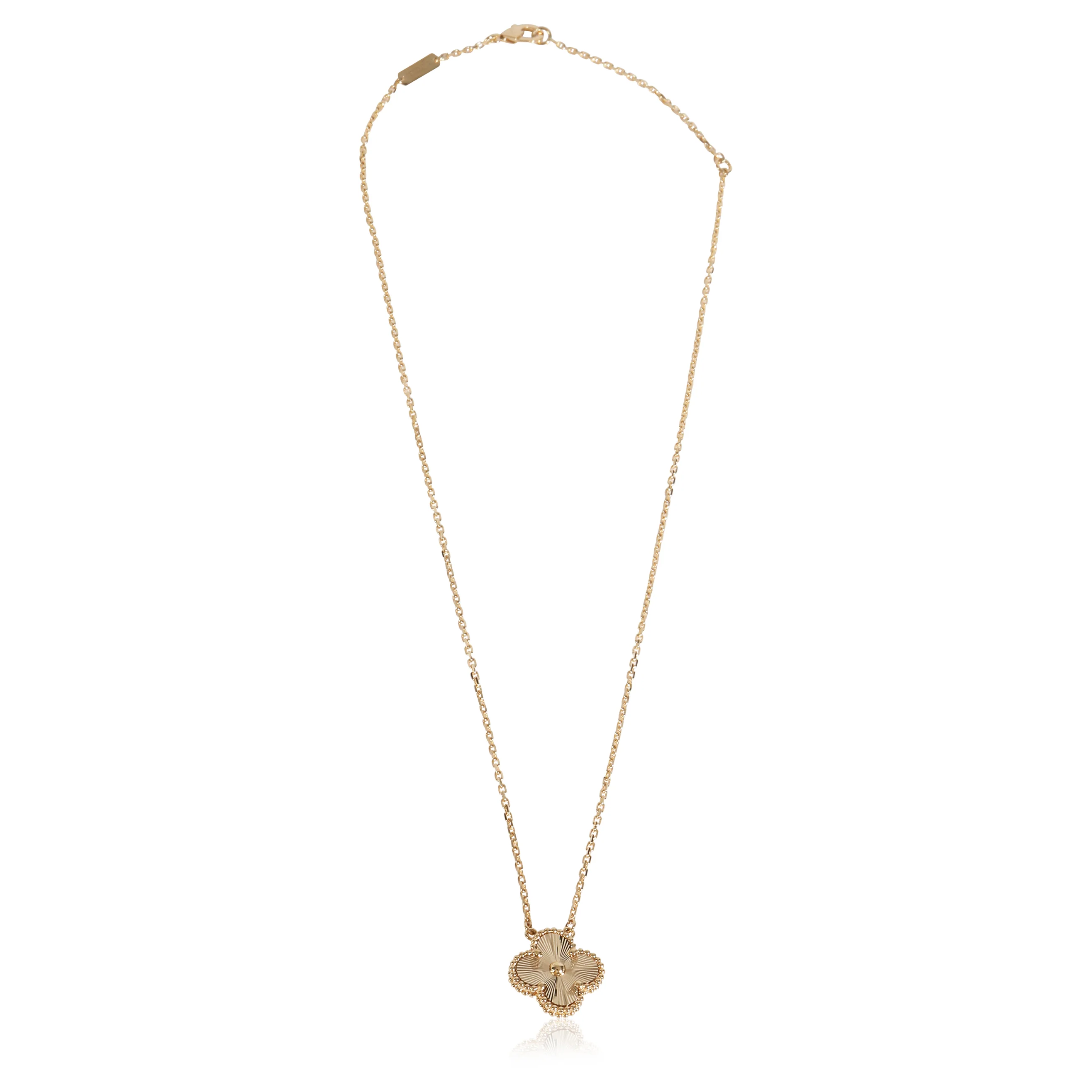 Yellow Gold Vintage Alhambra Pendant - Image 3