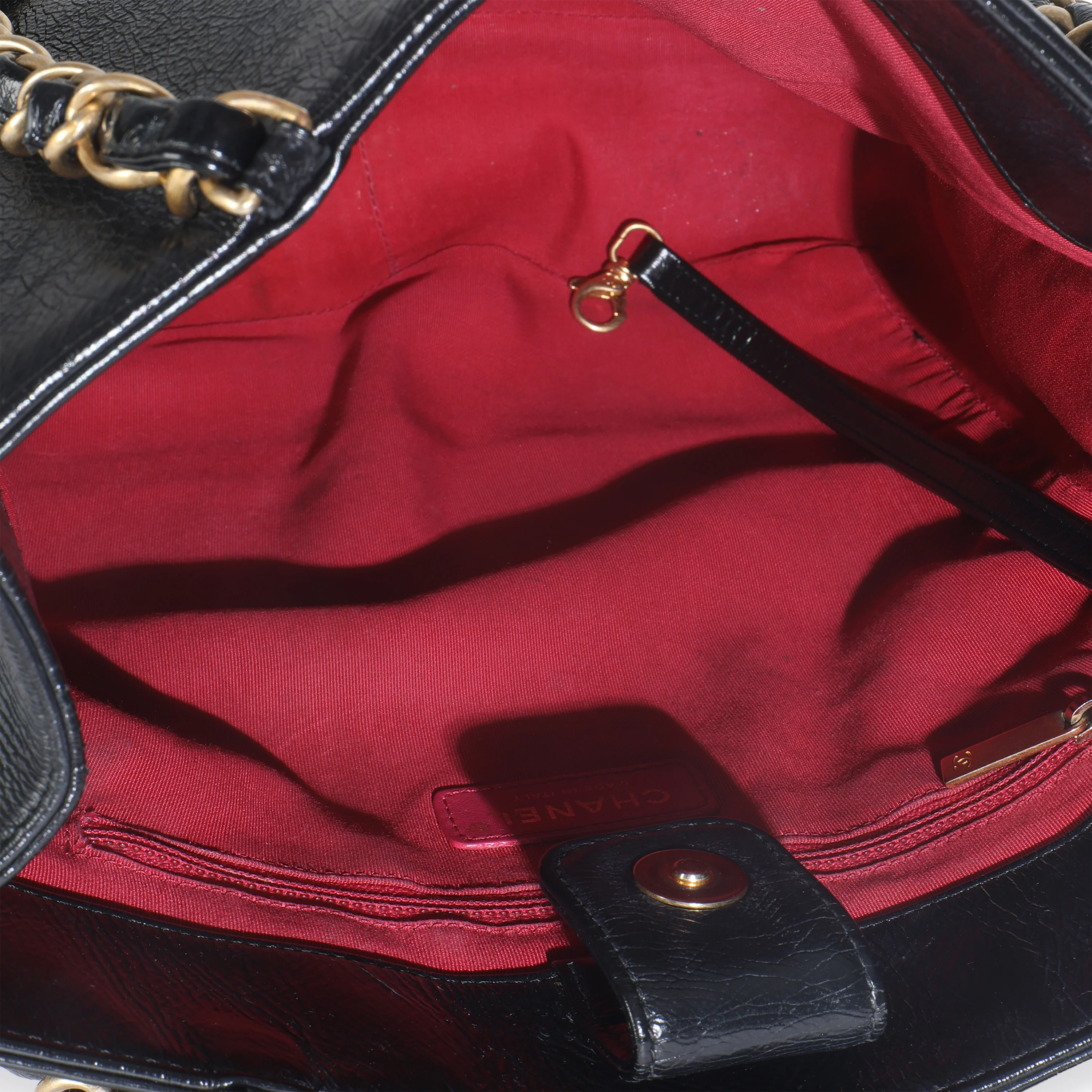 Black Shiny Aged Calfskin North South Shopping Bag - Image 7