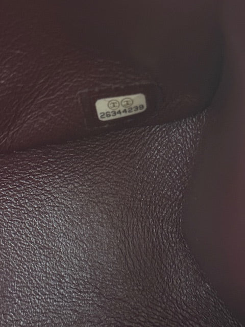 Aged Calfskin Chevron 2.55 So Black Reissue 226 Flap Bag - Image 11