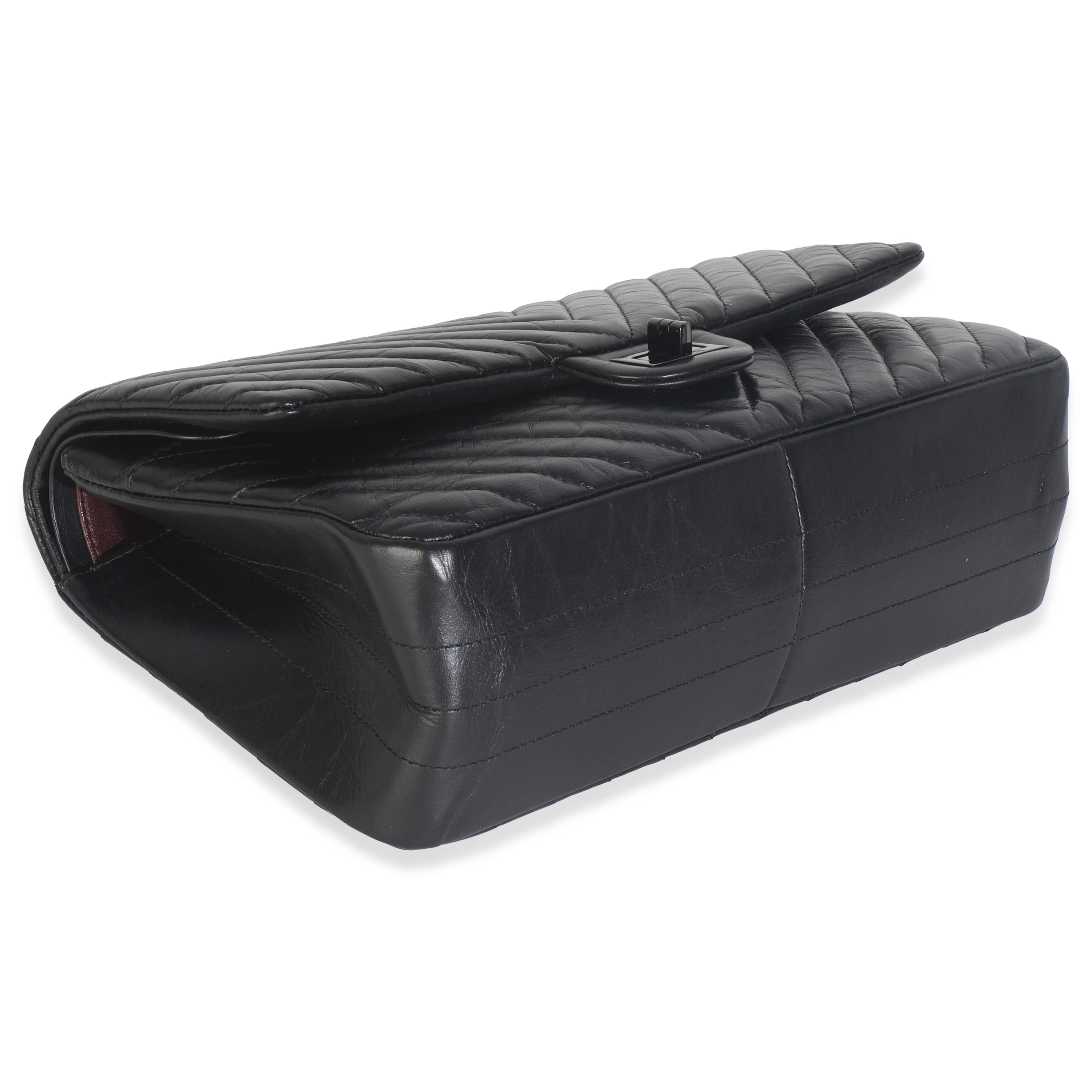 Aged Calfskin Chevron 2.55 So Black Reissue 226 Flap Bag - Image 5