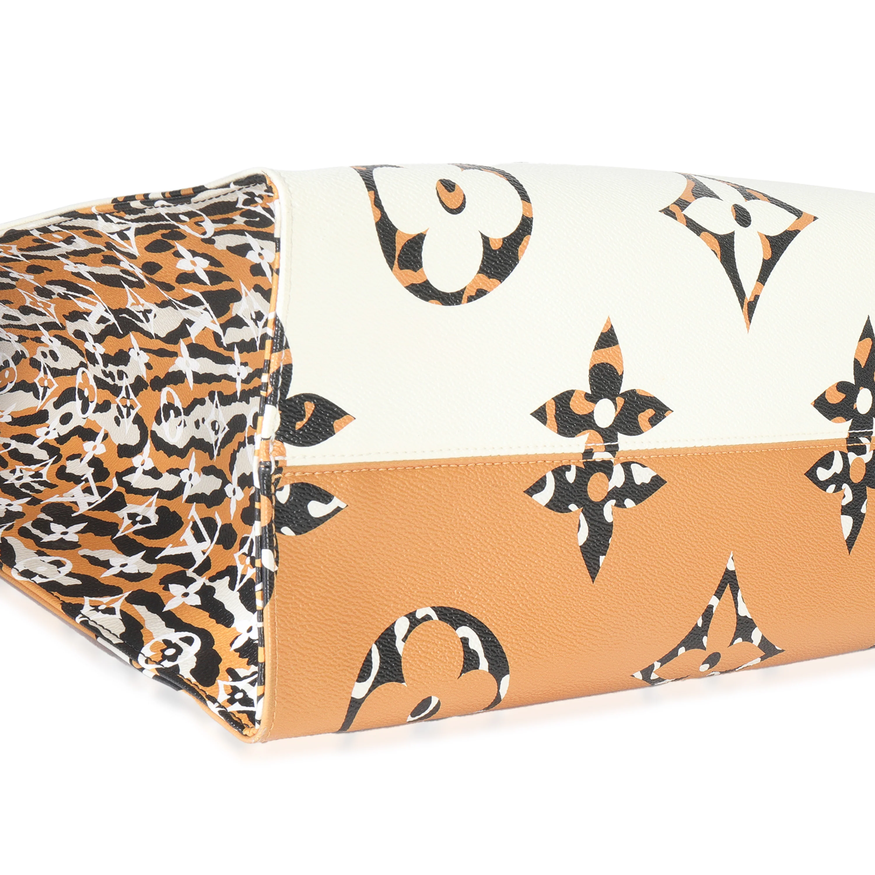 White Giant Monogram Jungle Canvas Onthego GM - Image 5