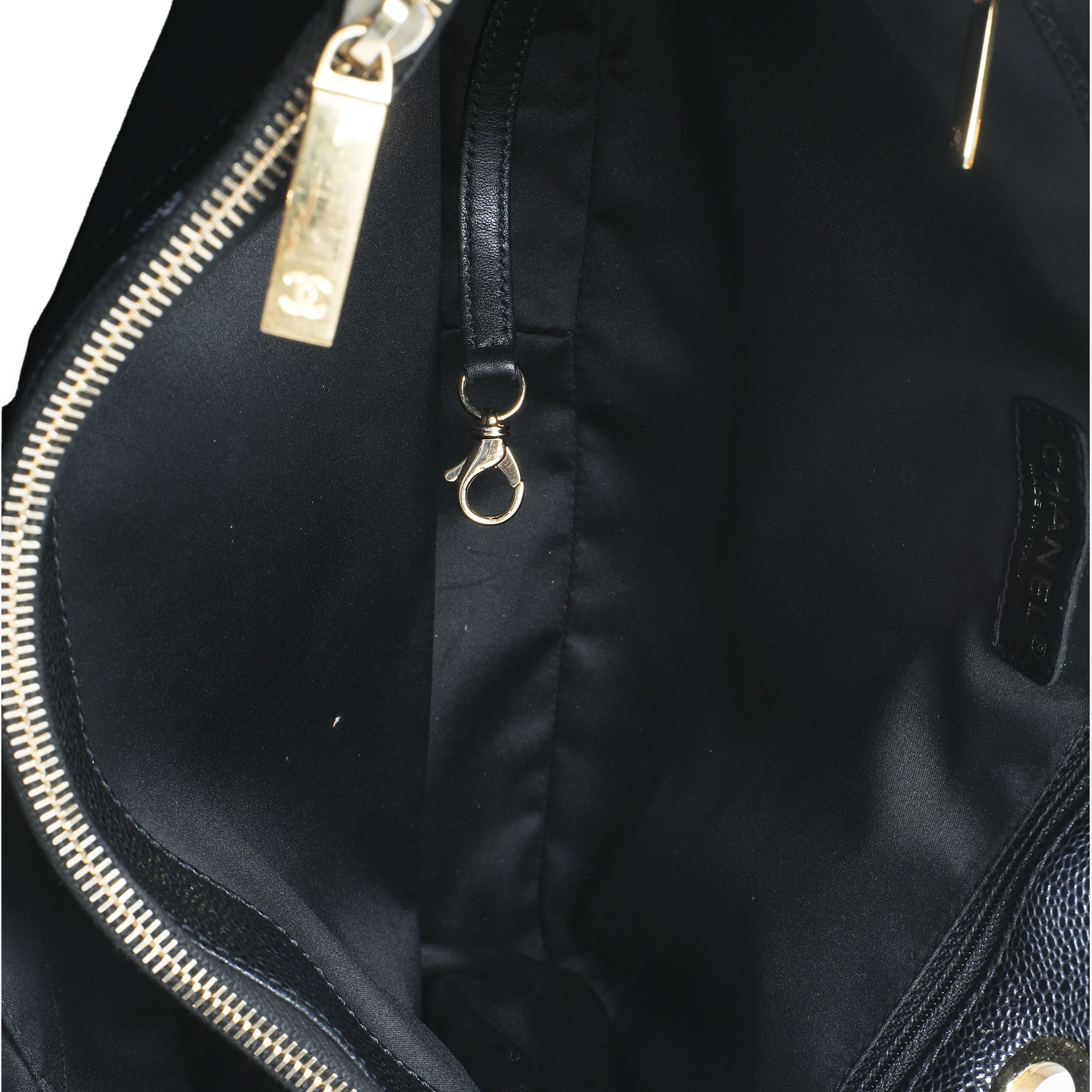Black Quilted Caviar Grand Shopper Tote - Image 8