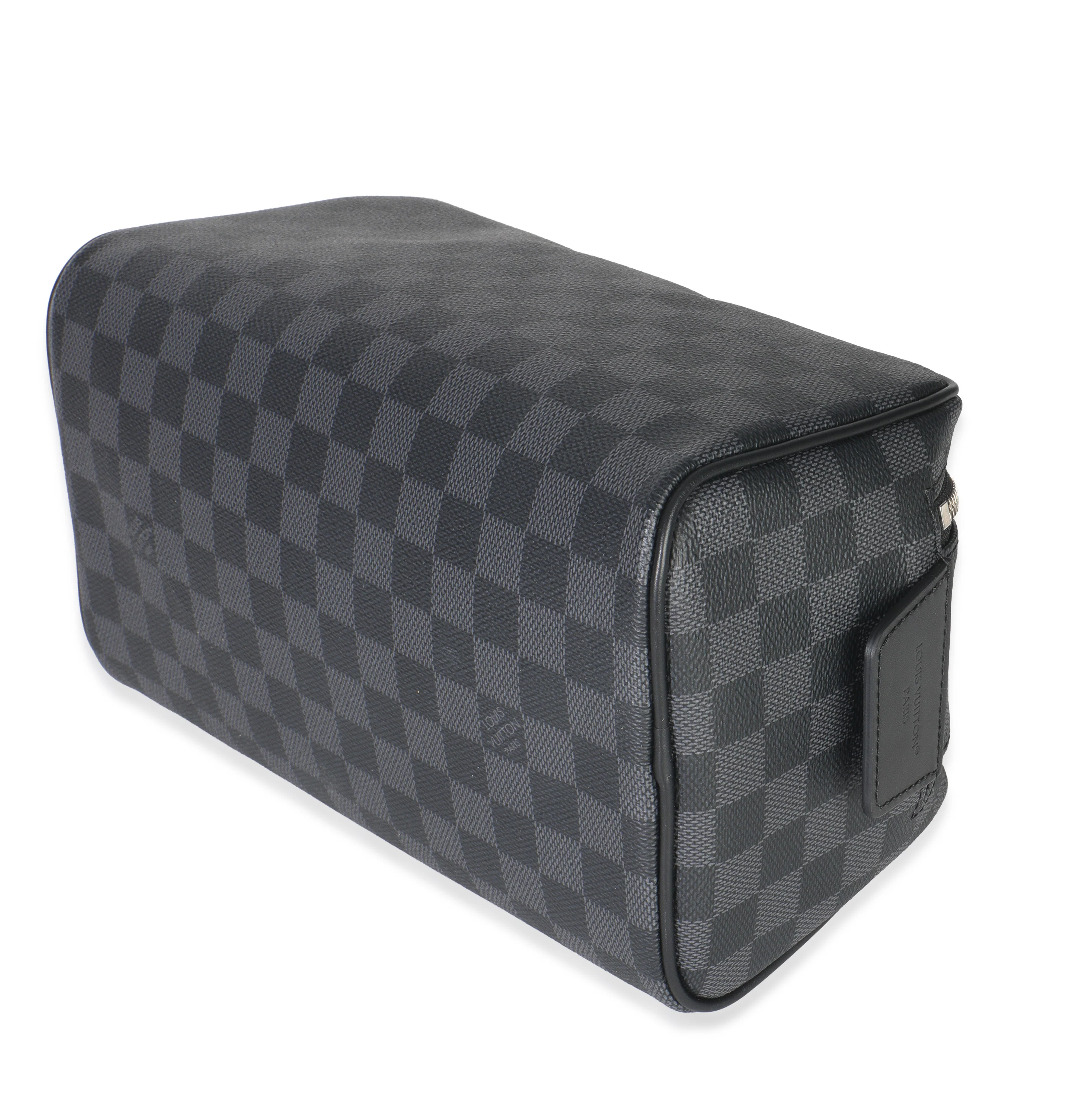 Damier Graphite Canvas Dopp Kit - Image 6