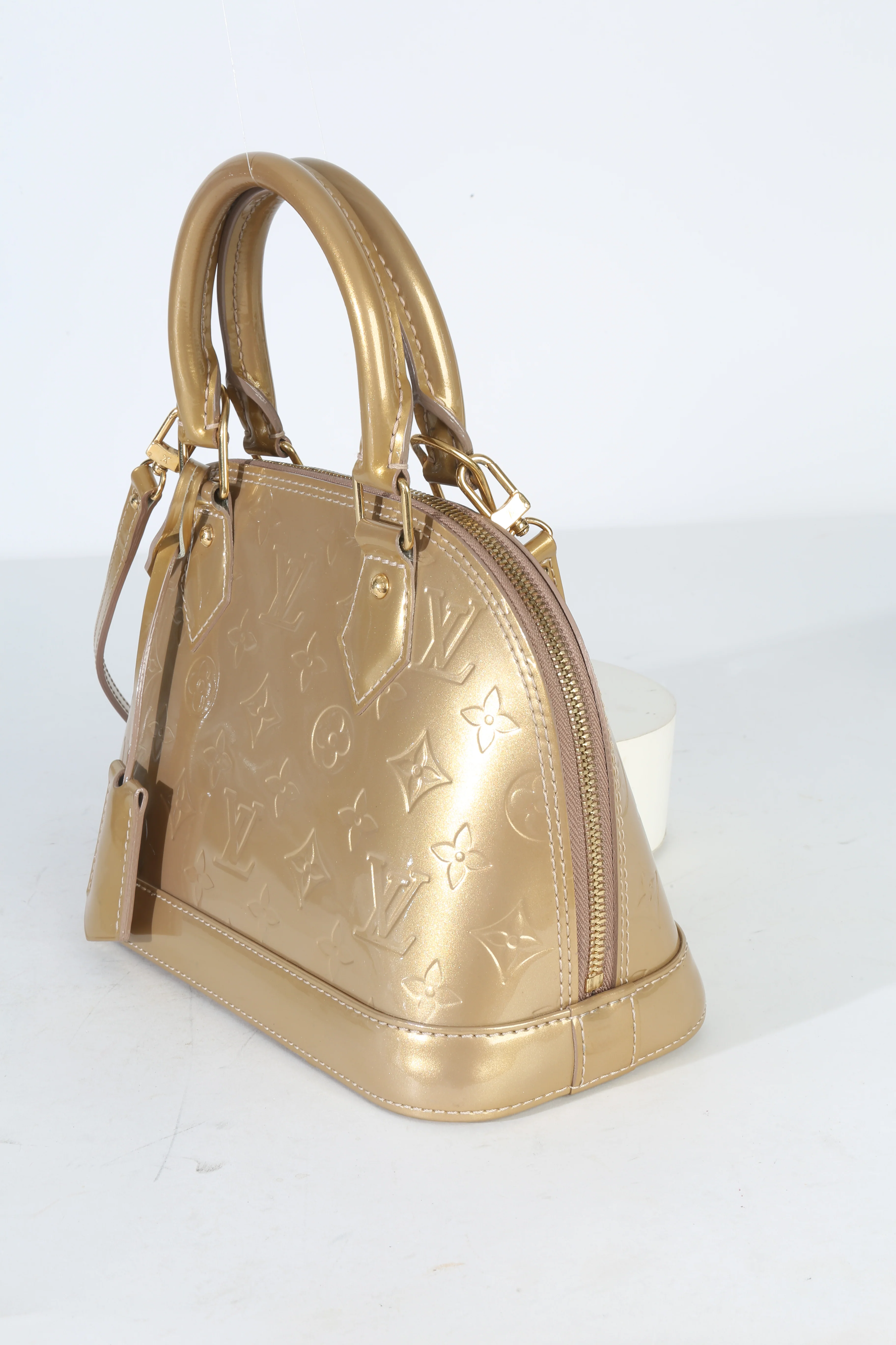 Gold Monogram Vernis Alma BB