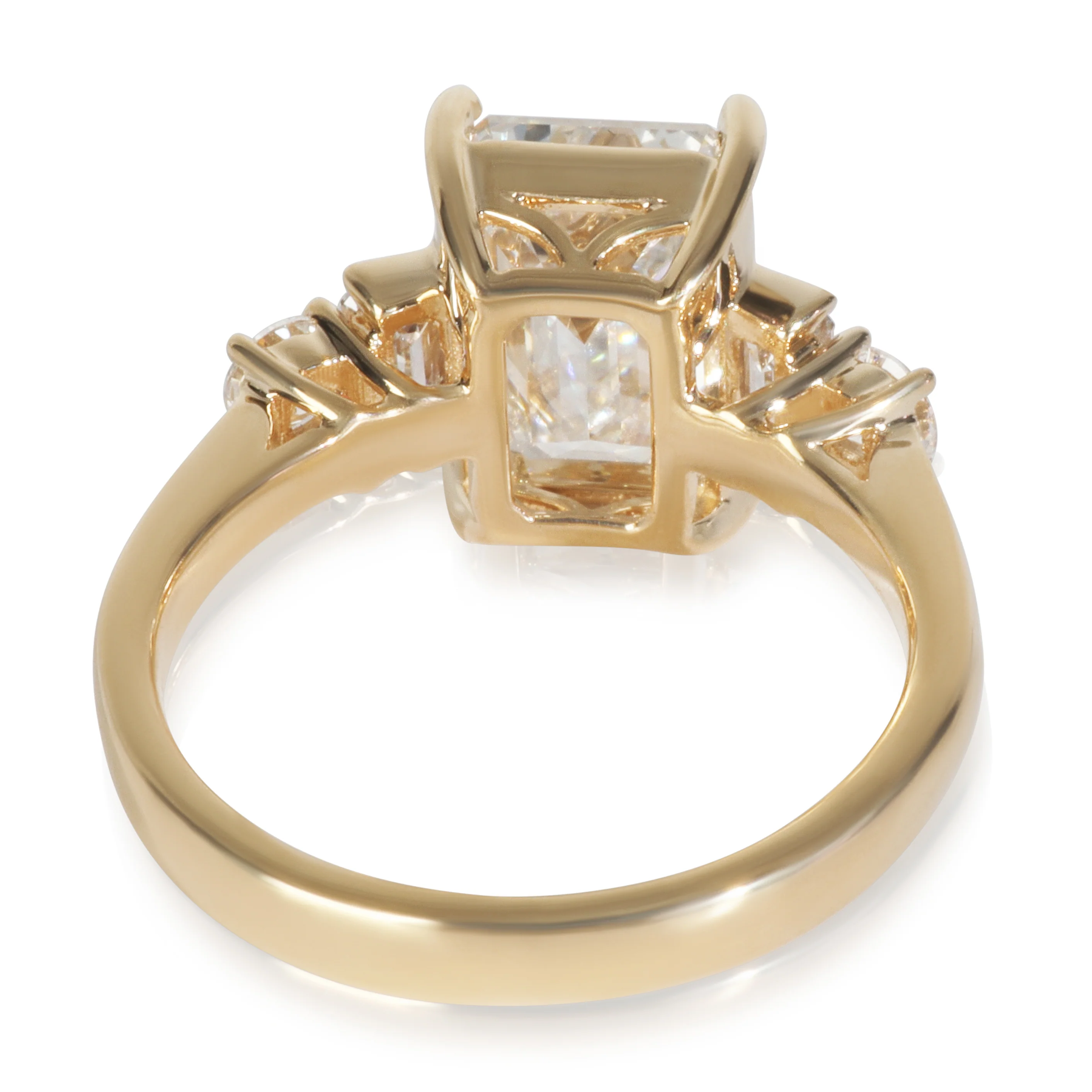 479 ctw Yellow Gold Lab-Grown Diamond Ring - Image 3