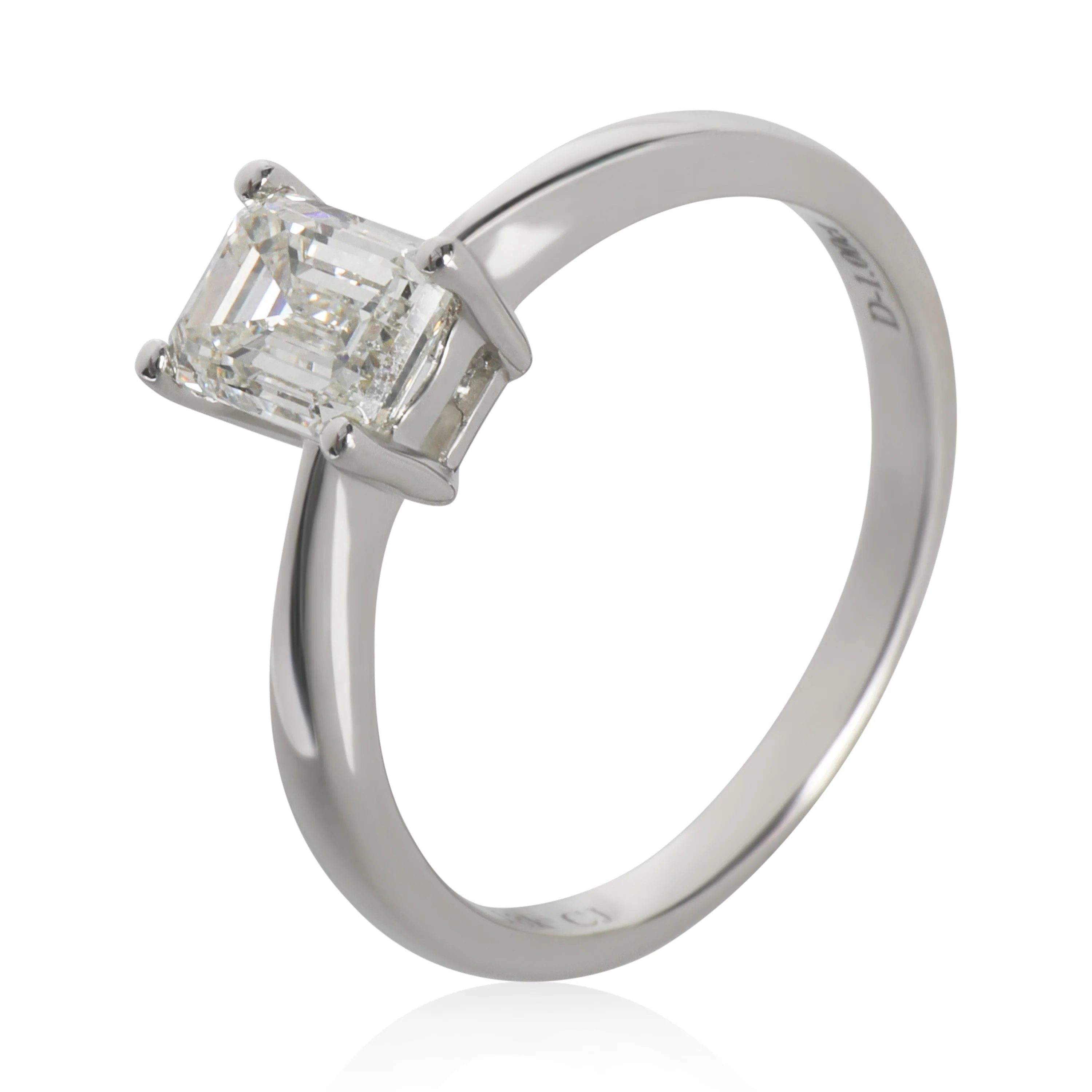1 ct Emerald Diamond Engagement Ring - Image 4