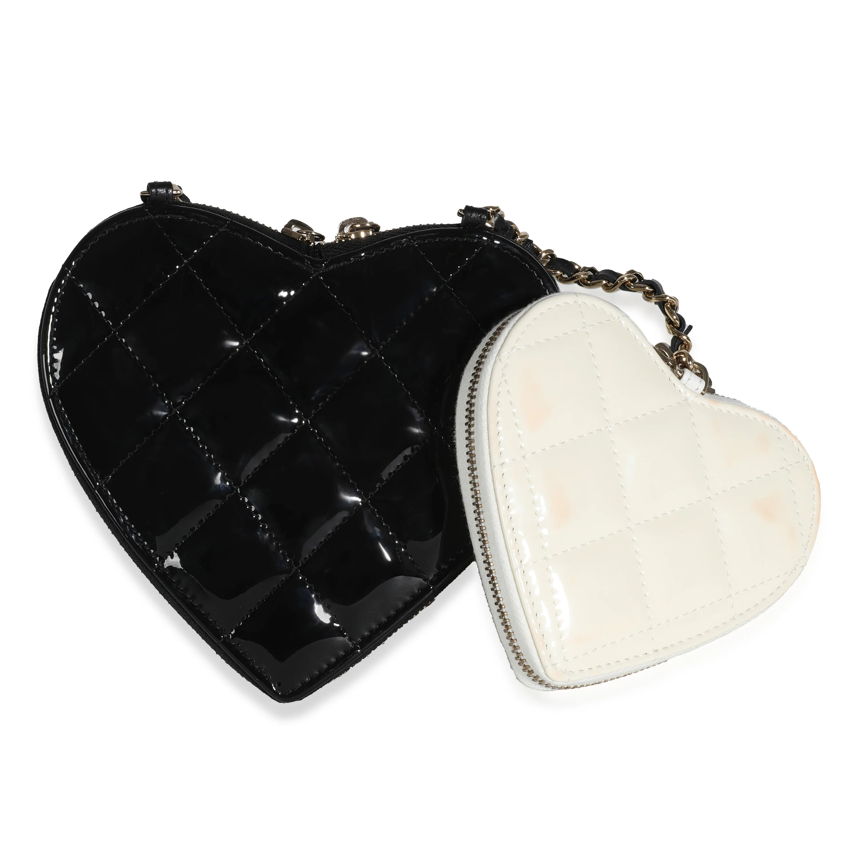 Black White Quilted Patent Heart Clutch With Chain - Image 4