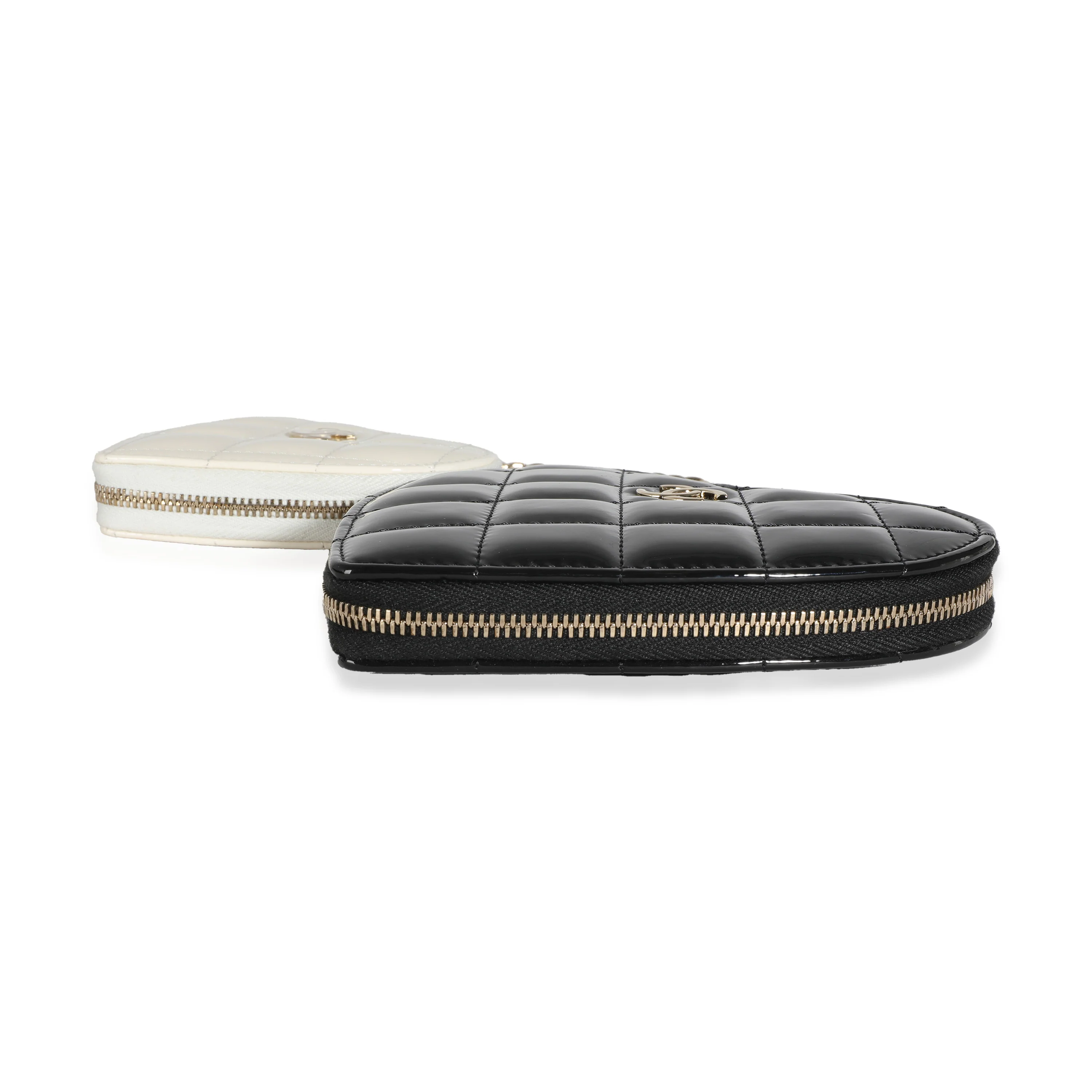 Black White Quilted Patent Heart Clutch With Chain - Image 5