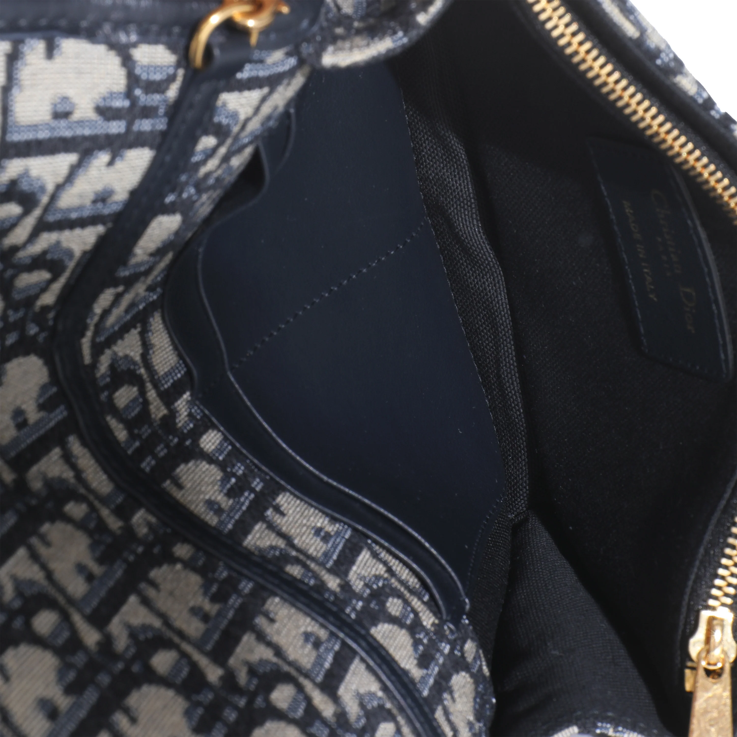 Blue Oblique Jacquard 30 Montaigne 2-in-1 Pouch - Image 8
