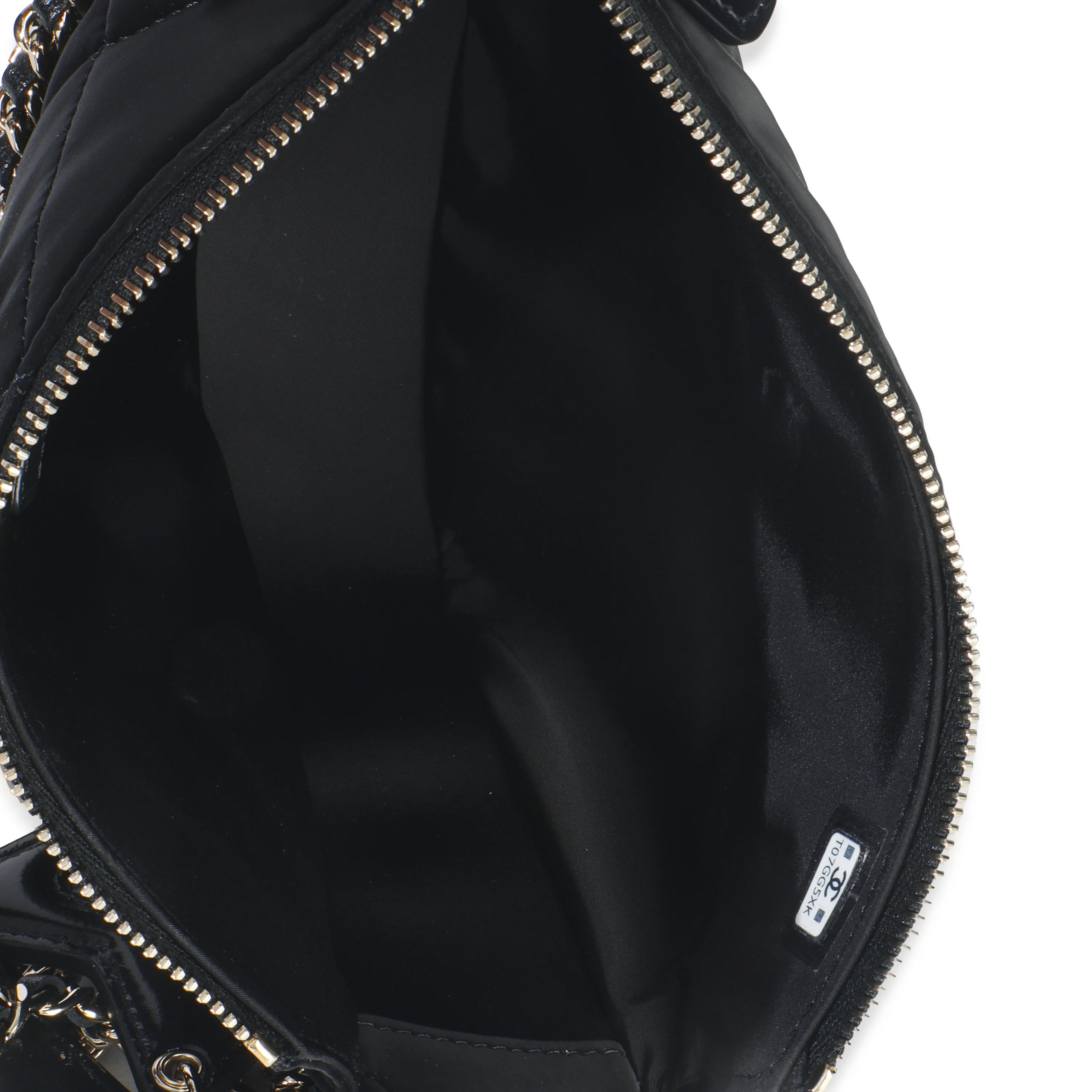 Black Velvet Effect Nylon Clutch with Chain - Image 8