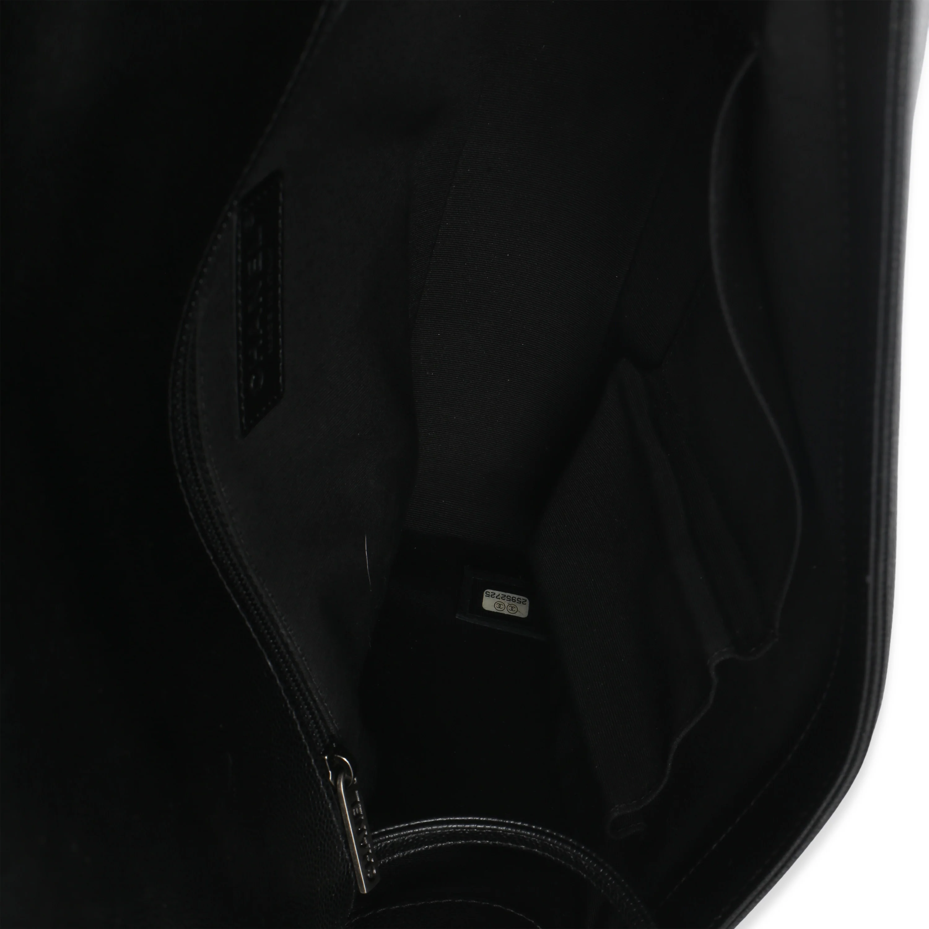 Black Quilted Caviar Large Boy Handbag - Image 10